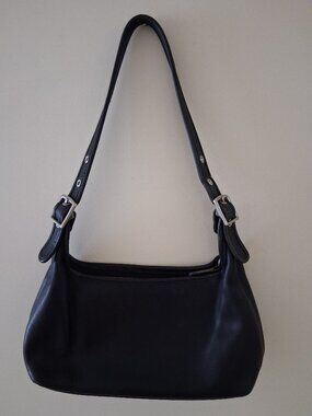 Coach | Bags | Soho Leather Lynn Black Style B1f15527 Black Hobo